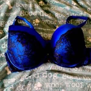 Blue cacique bra 44B